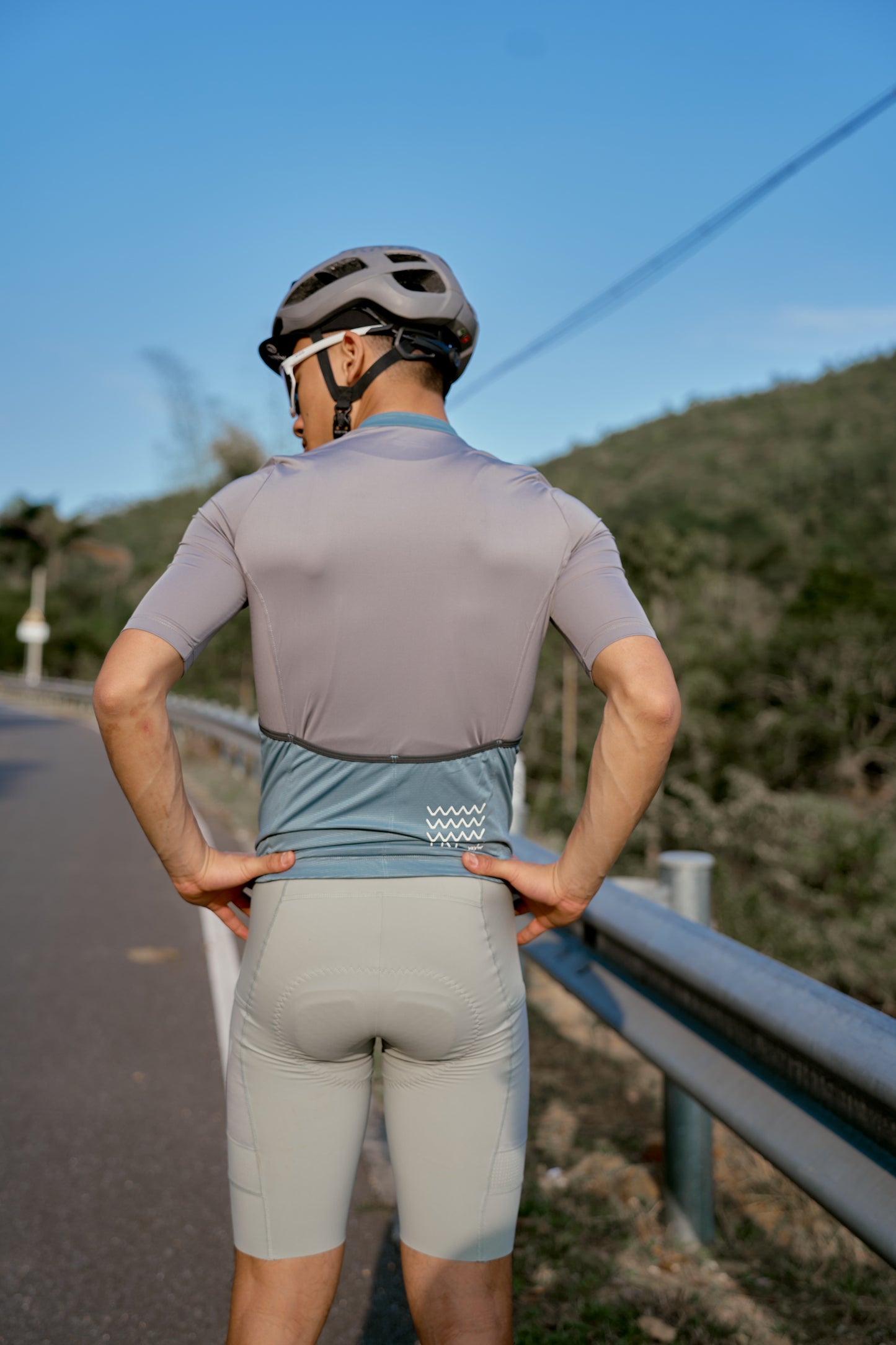 YKYWBIKE Men's Cycling Jersey 5 Pockets Summer Short Sleeve Road Bike Jersey MTB Bicycle Shirt Pro Riding Clothing