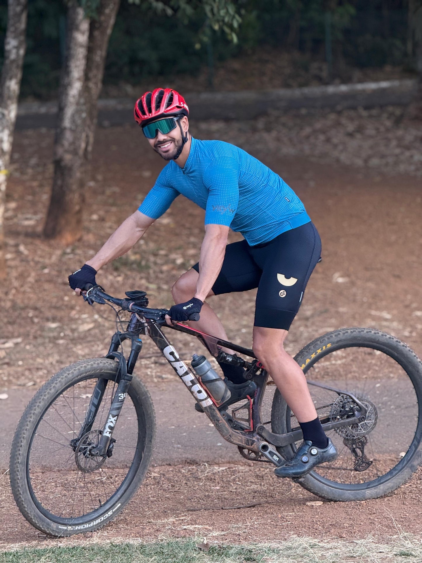 YKYWBIKE Men's Cycling Jersey Seamless Short Sleeve Fashionale Road Bike Shirt SPF 50+ Bicycle Jersey MTB Summer Cycling Clothes